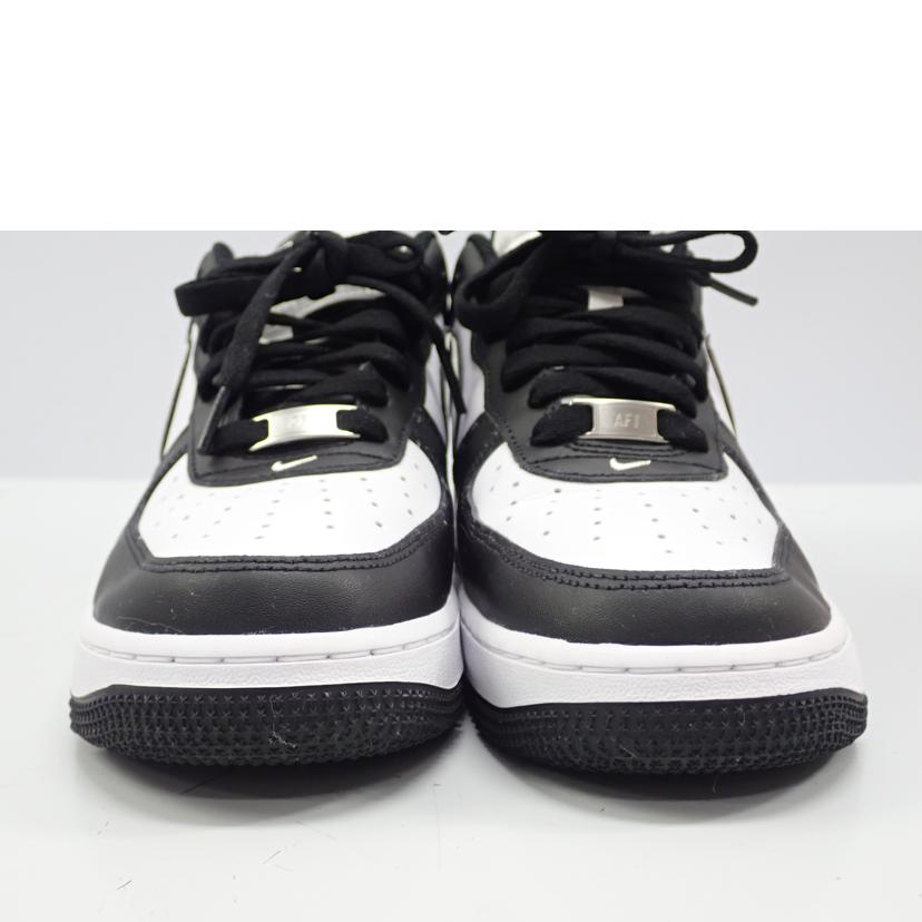 NIKE ﾅｲｷ/AIR　Force　1　’07/DV0788-001//26.0cm/Bランク/62