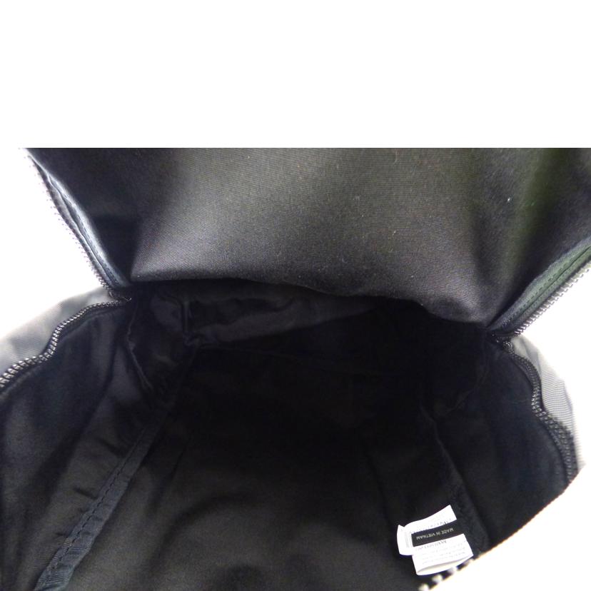 MARC　JACOBS マークジェイコブス/リュック／グレー／ナイロン/M0015911//Aランク/64