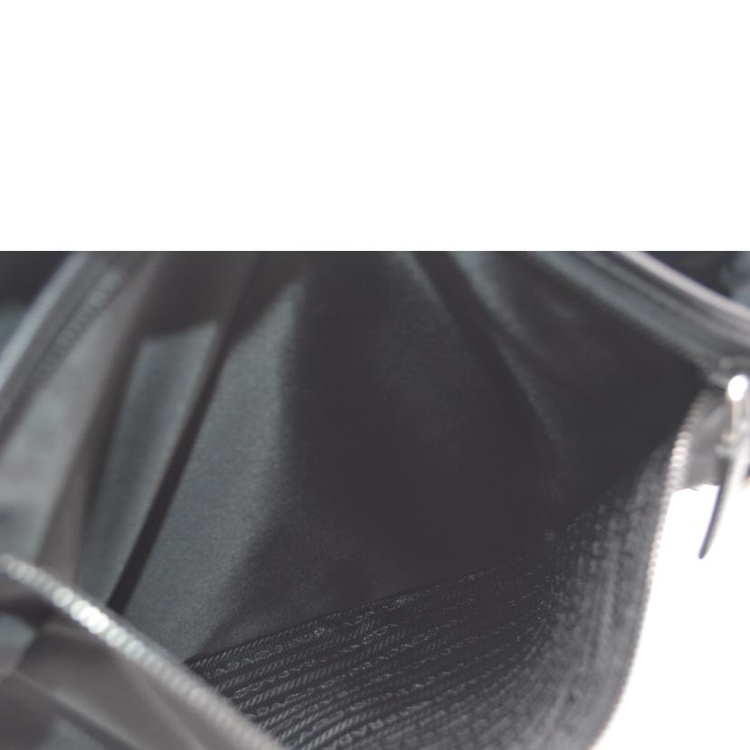 PRADA プラダ/テスートサフィアーノメッセンジャーバッグ／ネロ/2VD166//180/ABランク/89