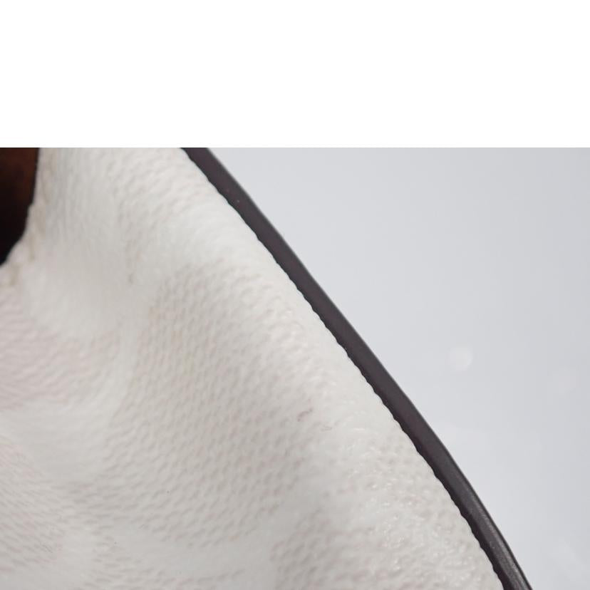 COACH/チェーンミニショルダーバッグ／シグネチャー／白/CK439//Aランク/62