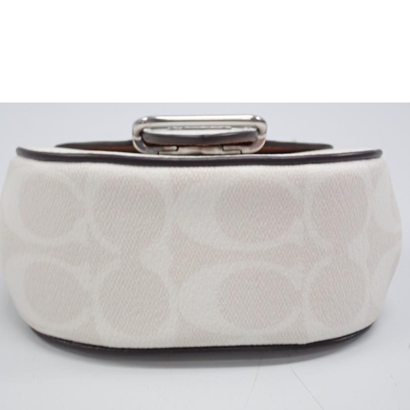 COACH/チェーンミニショルダーバッグ／シグネチャー／白/CK439//Aランク/62