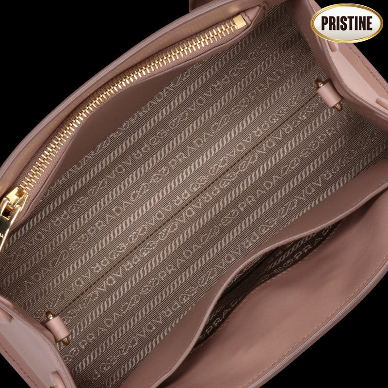 PRADA プラダ/☆サフィアーノモノクローム2wayハンド/1BA156//272*/SAランク/75