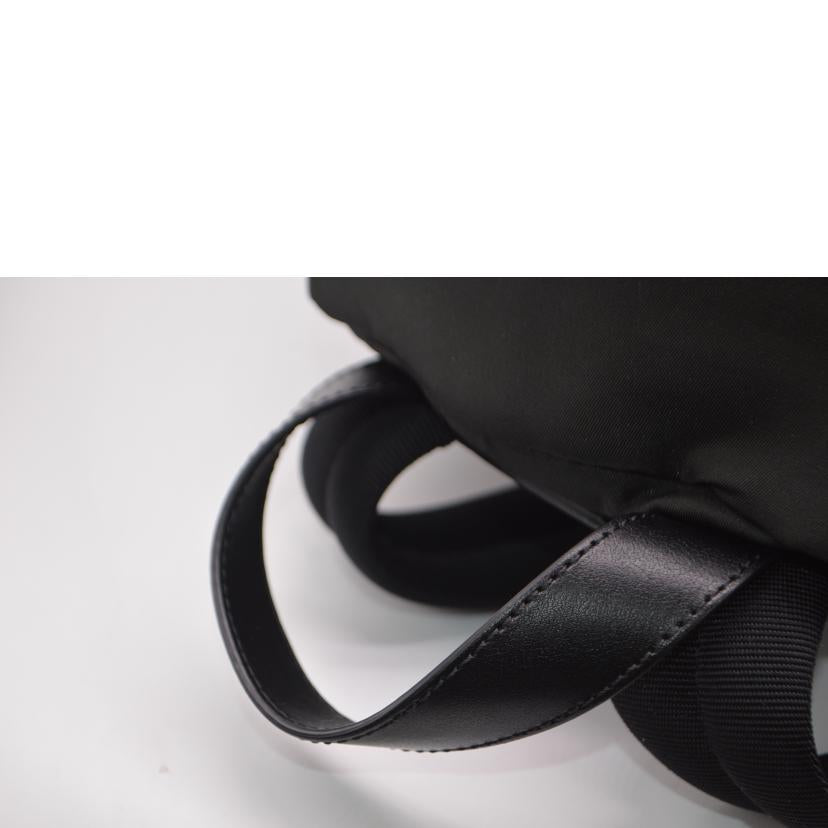 GIVENCHY ジバンシー/ジバンシーバイカラーナイロンバックパック/BK500JK10C 009//KU-******/Aランク/89