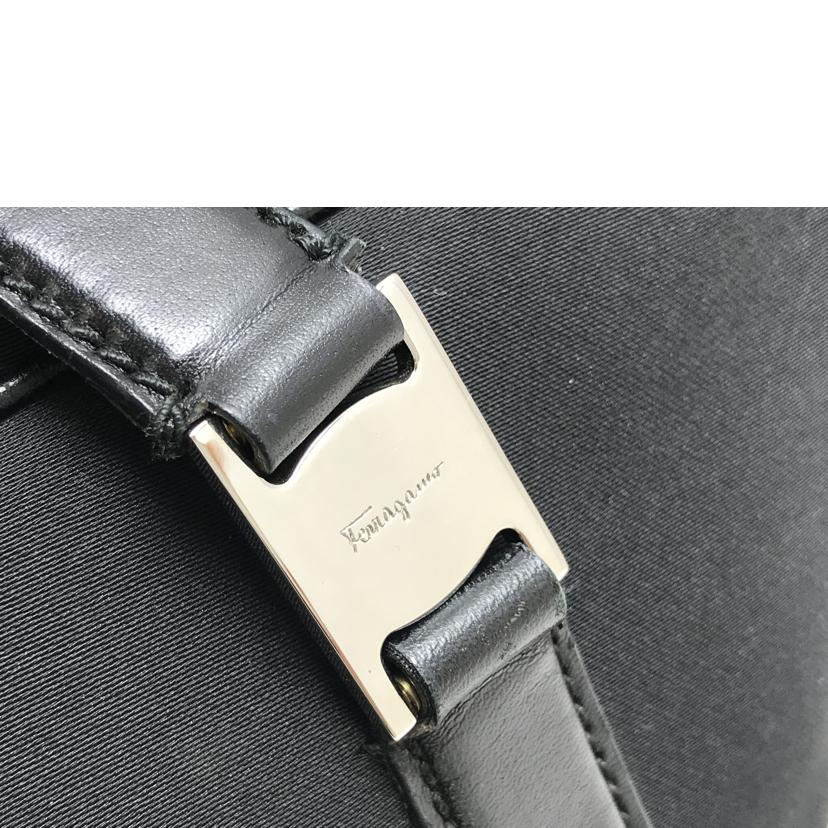 Ferragamo フェラガモ/ミニボストン/AU-21//076*/Bランク/51