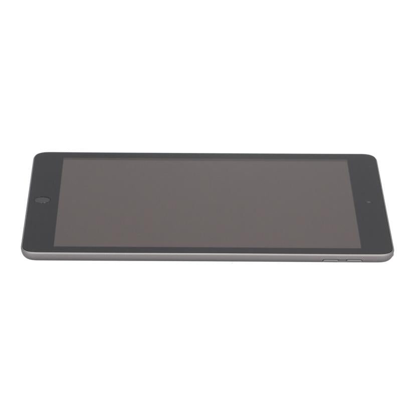 Apple　 アップル　/iPad　第6世代　Wi－Fi　32GB/NR7F2J/A//FPLHC04LJF8J/Bランク/64