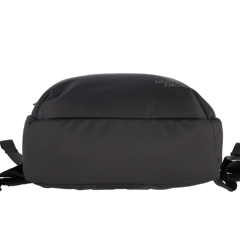 THE　NORTH　FACE ザ ノースフェイス/SHUTTLE　DAYPACK　SLIM　15．5L／シャトルデイパックスリム/NM82215//Bランク/05
