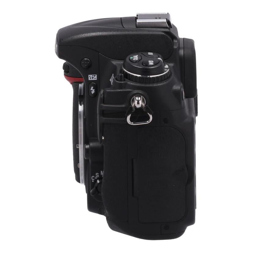 Nikon ニコン　/デジタル一眼　ボディ/D300 ﾎﾞﾃﾞｨ//2054094/Bランク/64