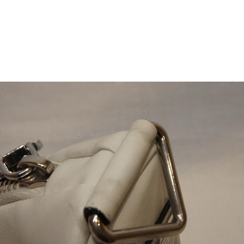 PRADA/トライアングルレザーショルダーエンボスロゴ/1BH190//7/D/ABランク/92