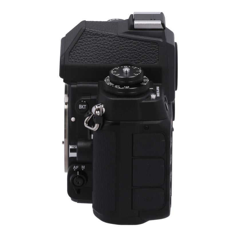 Nikon ニコン　/デジタル一眼ボディ/Df ﾎﾞﾃﾞｨ//2000757/ABランク/62