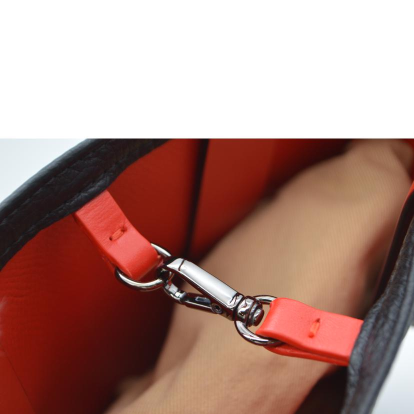 C．Louboutin クリスチャンルブタン/カバタN／Sミニ／カーフレザー/1215096//SAランク/89