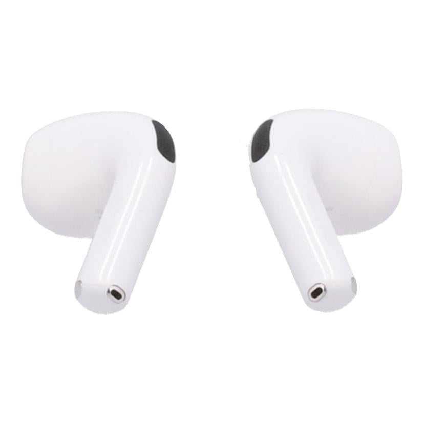 Apple　 アップル　/AirPods4（ANCなし）/MXP63J/A//HPFQ7D6HKX/BCランク/69