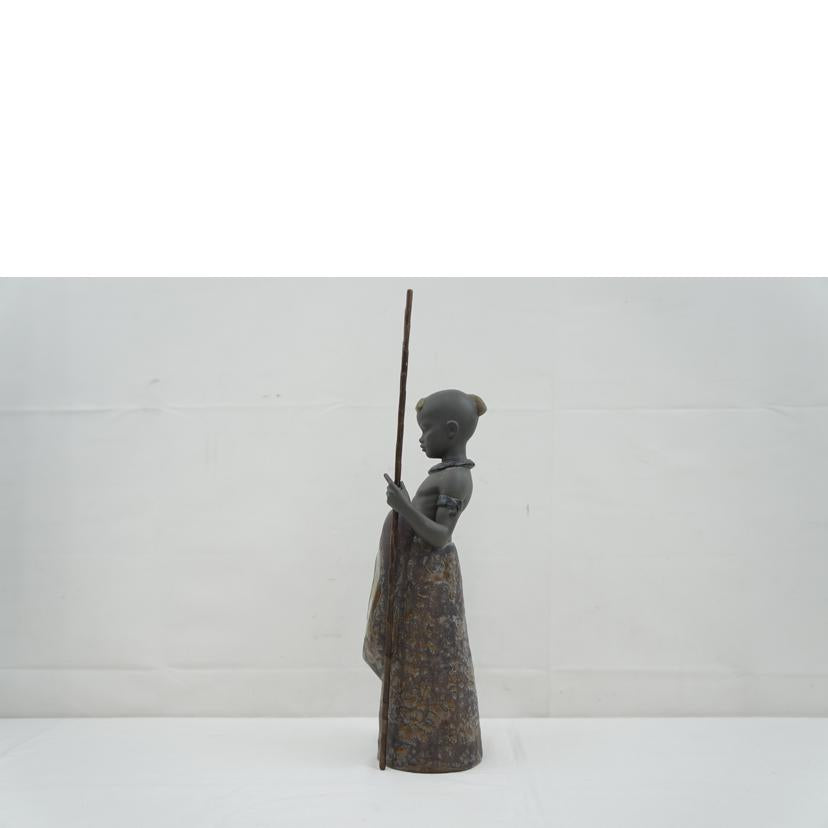 LLADRO リヤドロ/大地の少年／リヤドロ/01012507//ABランク/67