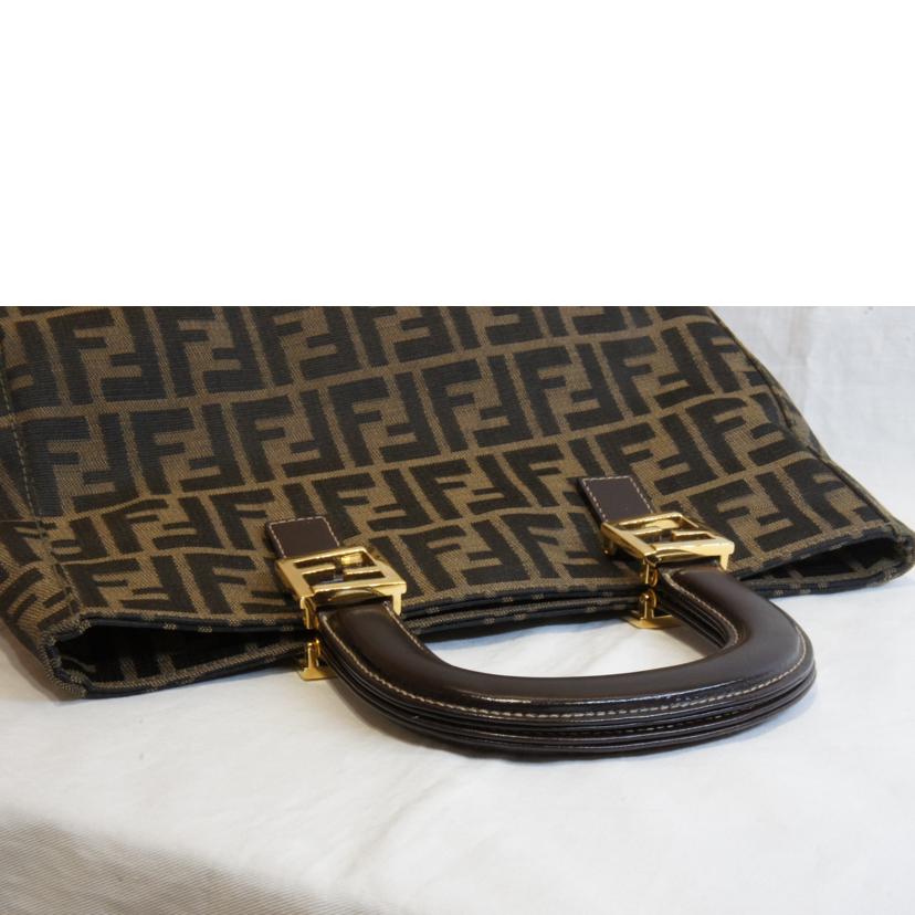 FENDI フェンディ/ズッカ柄FFハンドルバッグ//Aランク/92