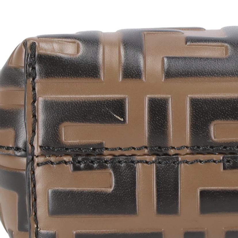 FENDI フェンディ/ズッカ／クラッチバッグ/7N0092//189*****/Aランク/91