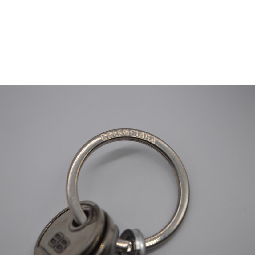 BALENCIAGA バレンシアガ/LE　CITY　CHARM　EIFFE／シルバーカラー/795641//SAランク/89
