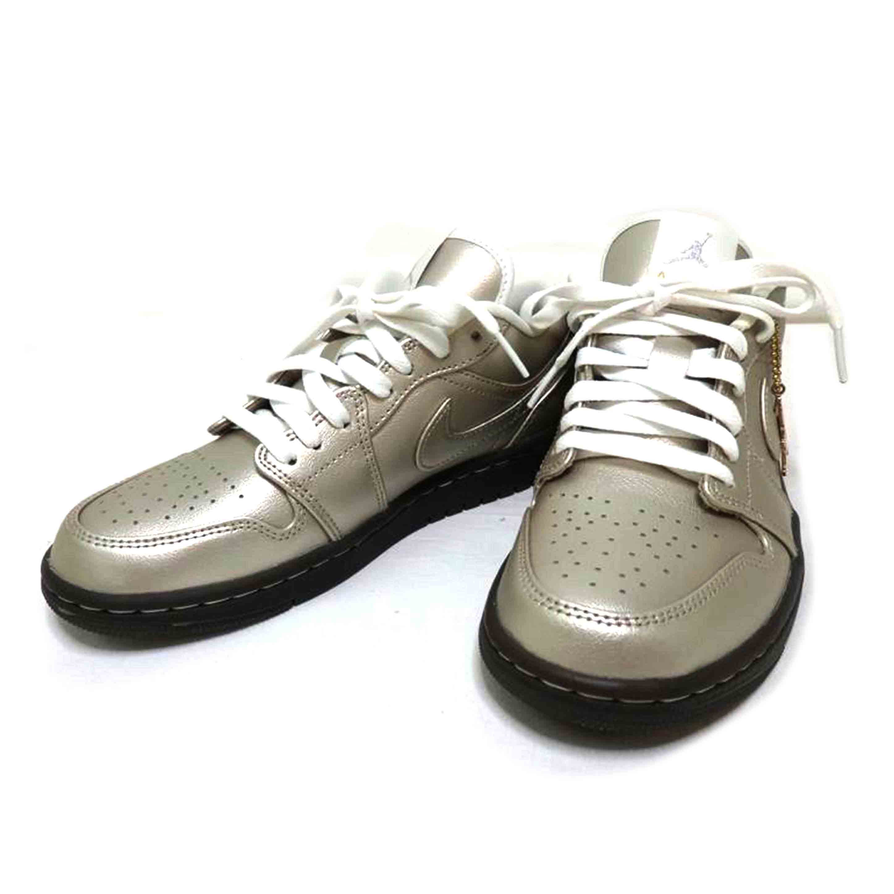 NIKE ナイキ/WMNS AIR JORDAN 1LOW SE/24.0cm/HQ3529-099//ABランク/84