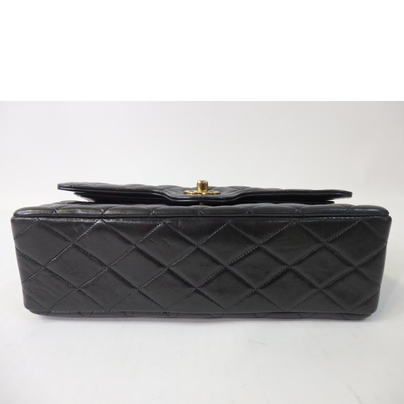 CHANEL シャネル/マトラッセ／ダブルフラップ25チェーンショルダー／黒／ゴールド金具/A01112//297****/ABランク/84