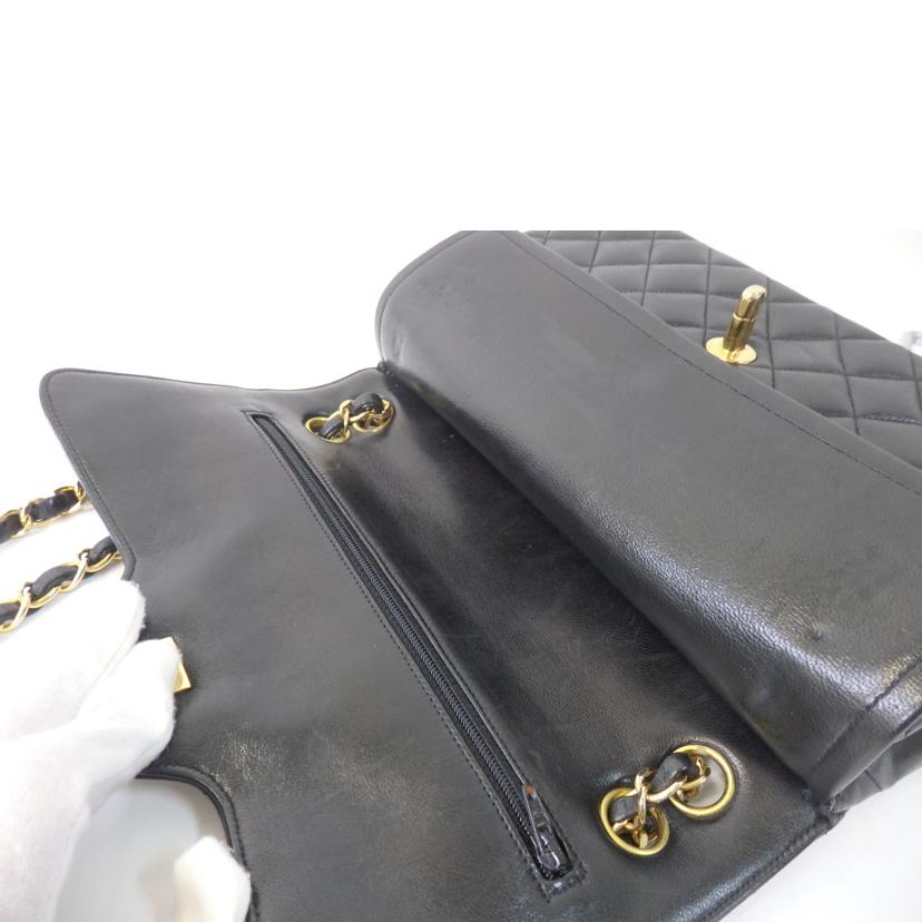 CHANEL シャネル/マトラッセ／ダブルフラップ25チェーンショルダー／黒／ゴールド金具/A01112//297****/ABランク/84