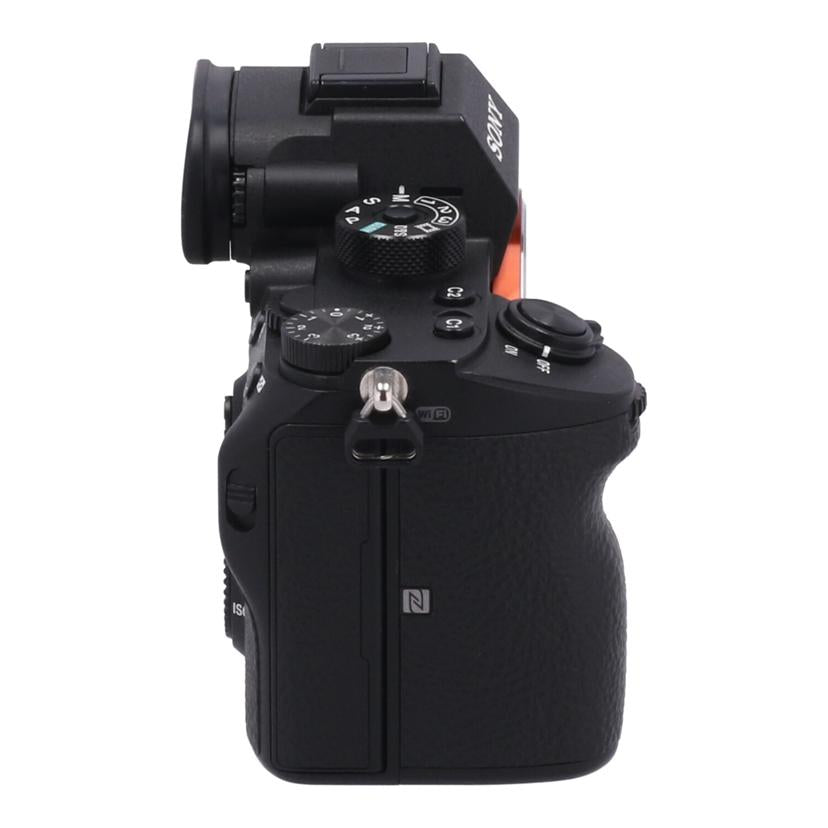 SONY　 ソニー　/ミラーレス一眼　ボディ／α7R　III/ILCE-7RM3//3043026/Bランク/01