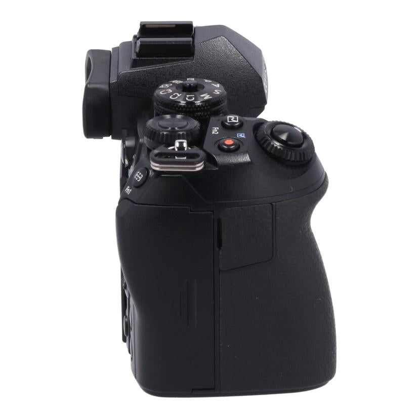 OLYMPUS オリンパス　/ミラーレス一眼　ボディ/E-M1 MarkII ﾎﾞﾃﾞｨ//BHUA38150/Bランク/78
