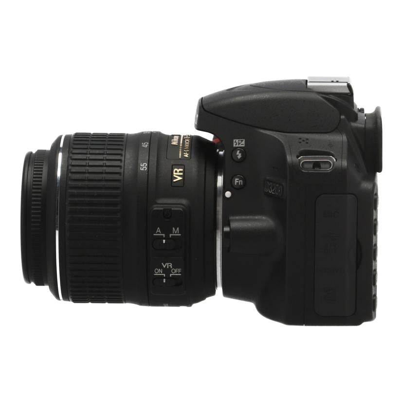 Nikon ニコン　/デジタル一眼　ダブルズームキット/D3200  ﾀﾞﾌﾞﾙｽﾞｰﾑｷｯﾄ//2173672/Bランク/82