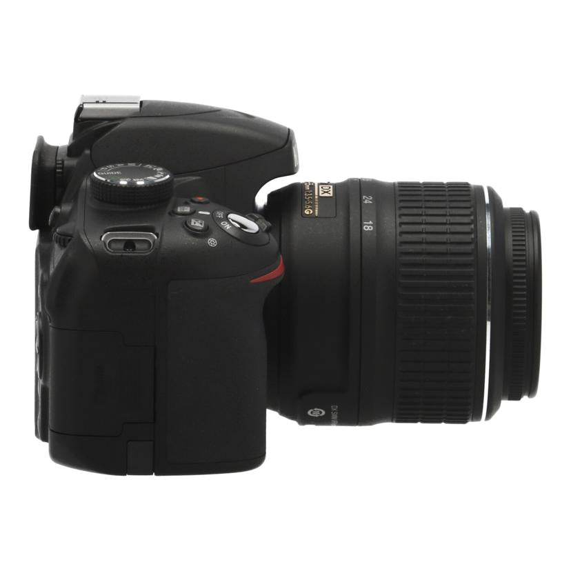 Nikon ニコン　/デジタル一眼　ダブルズームキット/D3200  ﾀﾞﾌﾞﾙｽﾞｰﾑｷｯﾄ//2173672/Bランク/82