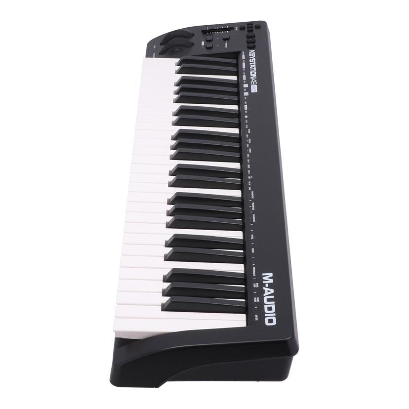 M－AUDIO エムオーディオ　/MIDIキーボードコントローラー/KEYSTATION49 MK3//(21)B52111239023795/Bランク/05