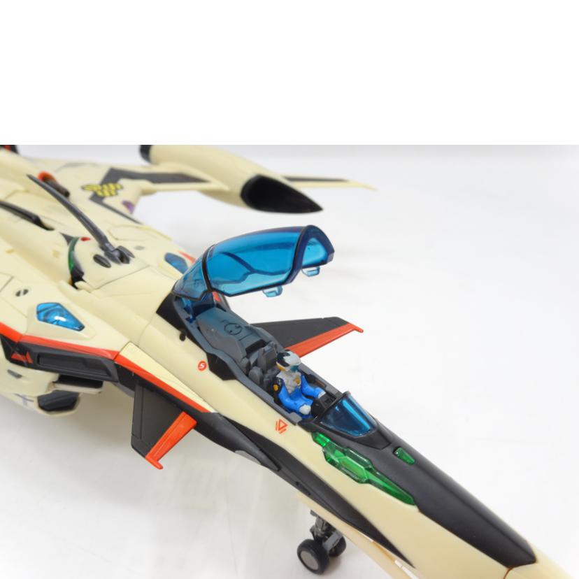 BANDAI バンダイ/DX超合金／YF－29（イサム機）Dバルキリー/GE-63//Bランク/42