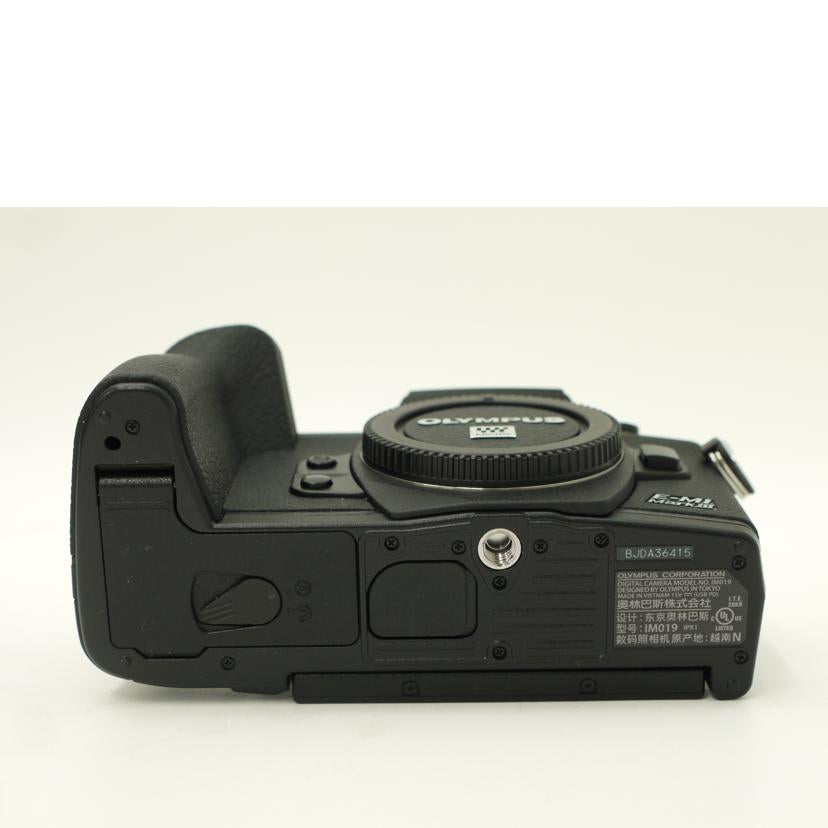 OLYMPUS オリンパス/ミラーレス一眼ボディ/ E-M1 MARK-3//BJDA36415/Aランク/69