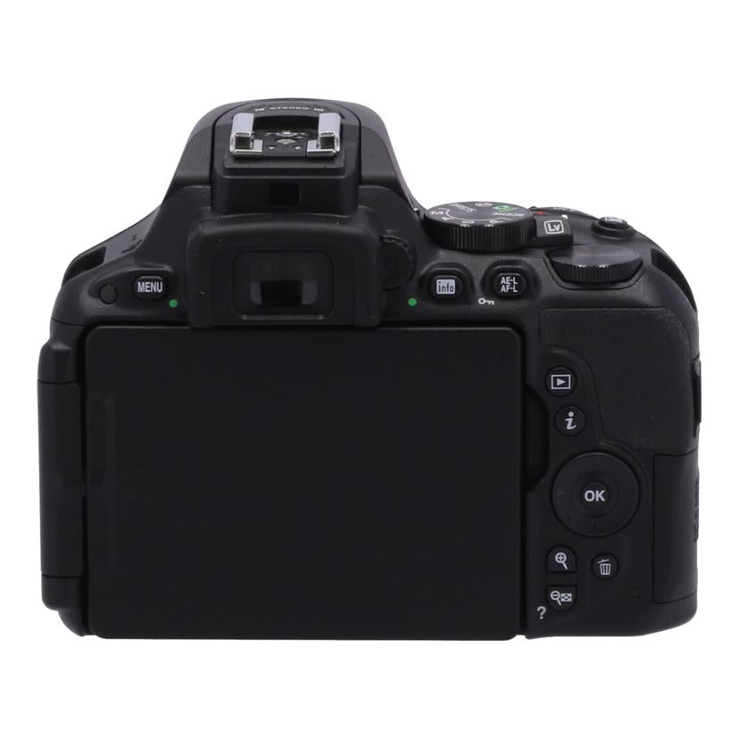 Nikon ニコン　/デジタル一眼　ダブルズームキット/D5500 ﾀﾞﾌﾞﾙｽﾞｰﾑｷｯﾄ//2092556/Bランク/82