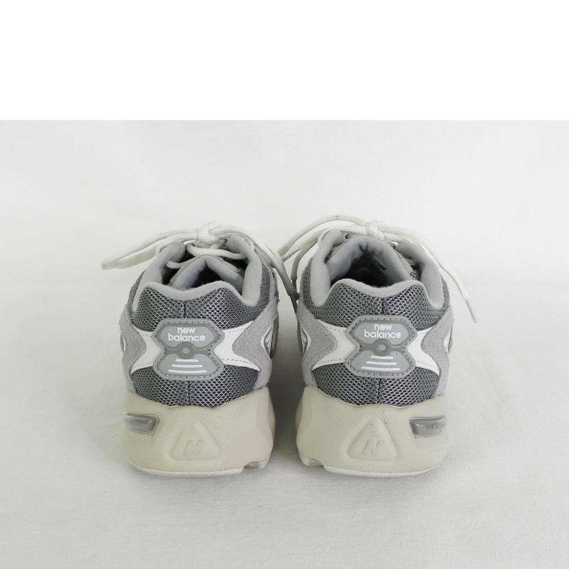 new　balance ニューバランス/new　balance725　レディーススニーカー/ML725AA//ABランク/81