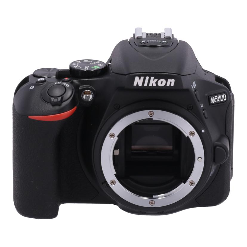 Nikon ニコン　/デジタル一眼　ダブルズームキット/D5600 ﾀﾞﾌﾞﾙｽﾞｰﾑｷｯﾄ//2178077/Bランク/69