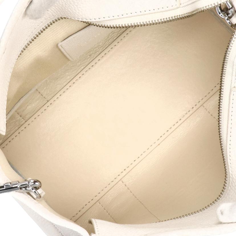 MARC　JACOBS マークジェイコブス/THE　TOTE　BAG　／　2WAYレザーバッグ/H009L01SP21//SAランク/91