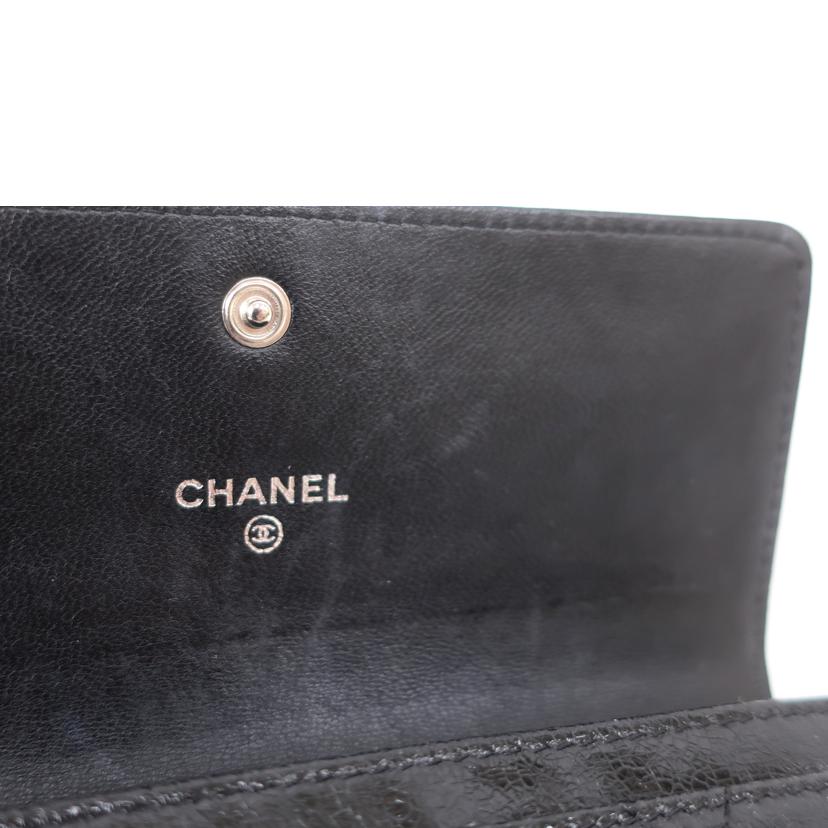 CHANEL キルティングレザー三つ折り財布 ブラック CHANEL 三つ折り財布 AP0230 Y33352 キルティングレザー (CHANEL