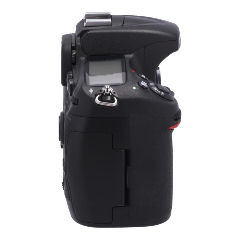 Nikon ニコン/デジタル一眼　18－55mmセット/D300 ﾚﾝｽﾞｾｯﾄ//2084017/Bランク/62