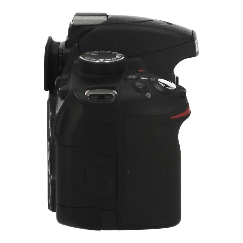 Nikon ニコン　/デジタル一眼　ボディ/D3200 ﾎﾞﾃﾞｨ//2057323/Bランク/22
