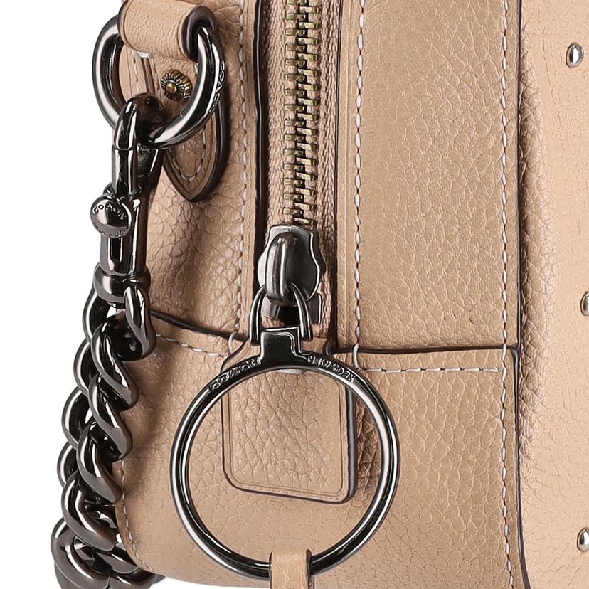 COACH コーチ/プレーリーリベットカメラショルダー／ベージュ/29329//B18**/Aランク/75