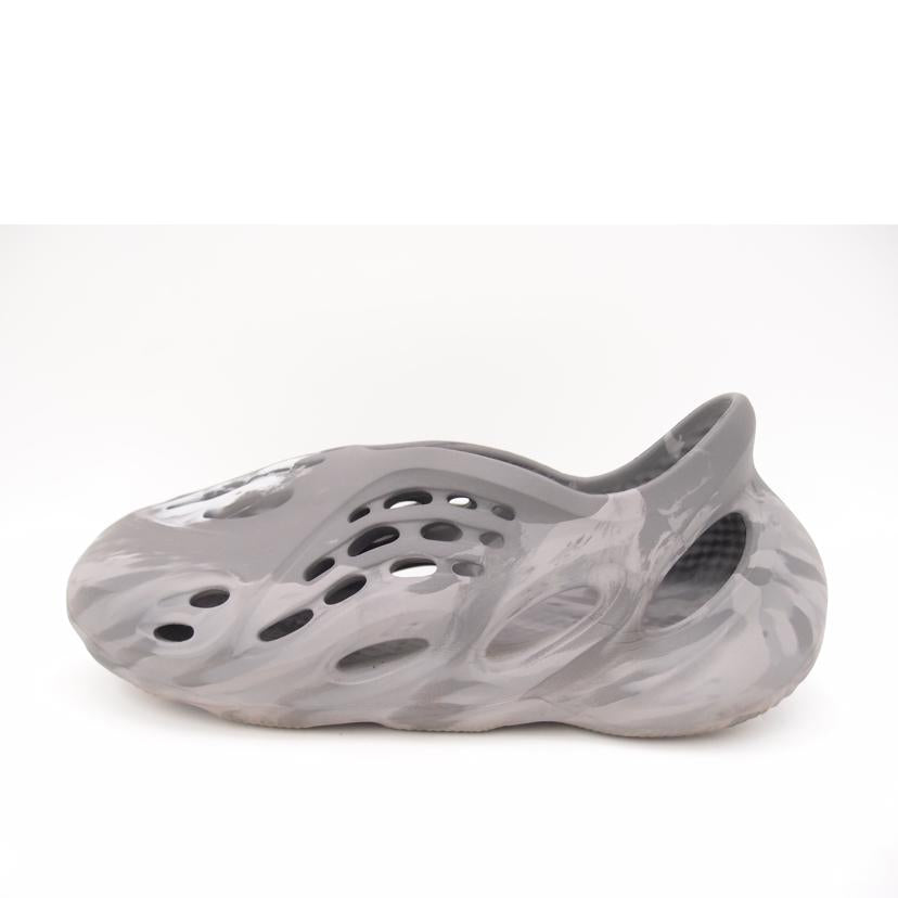 adidas ｱﾃﾞｨﾀﾞｽ/adidas　YEEZYFORM　//Aランク/69