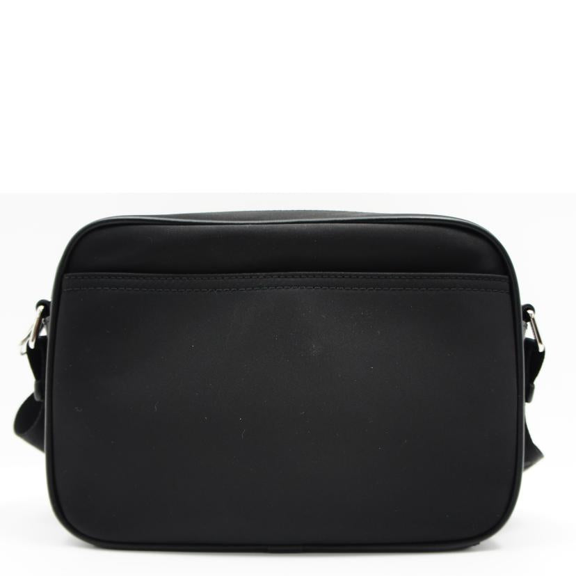 BURBERRY バーバリー/バーバリーナイロンレザー　パディショルダー//ABランク/75