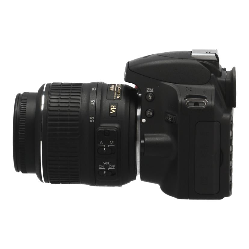 Nikon ニコン/デジタル一眼　ダブルズームキット/D3200  ﾀﾞﾌﾞﾙｽﾞｰﾑｷｯﾄ//2152623/Bランク/78