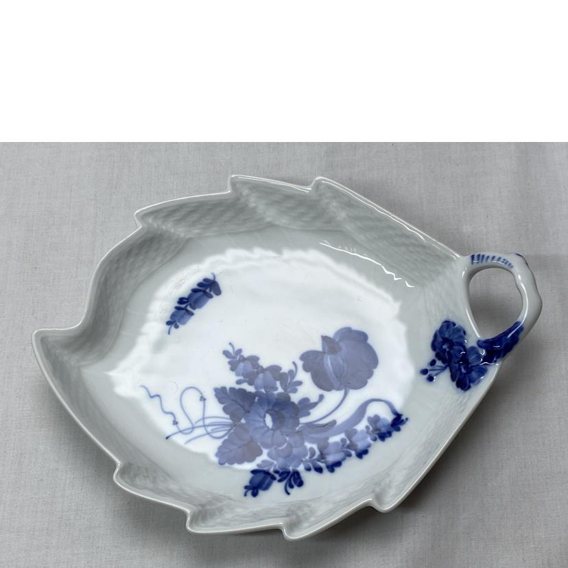ROYALCOPENHAGEN ロイヤルコペンハーゲン/ブルーフラワー　リーフディッシュプレート　2枚セット//Bランク/52