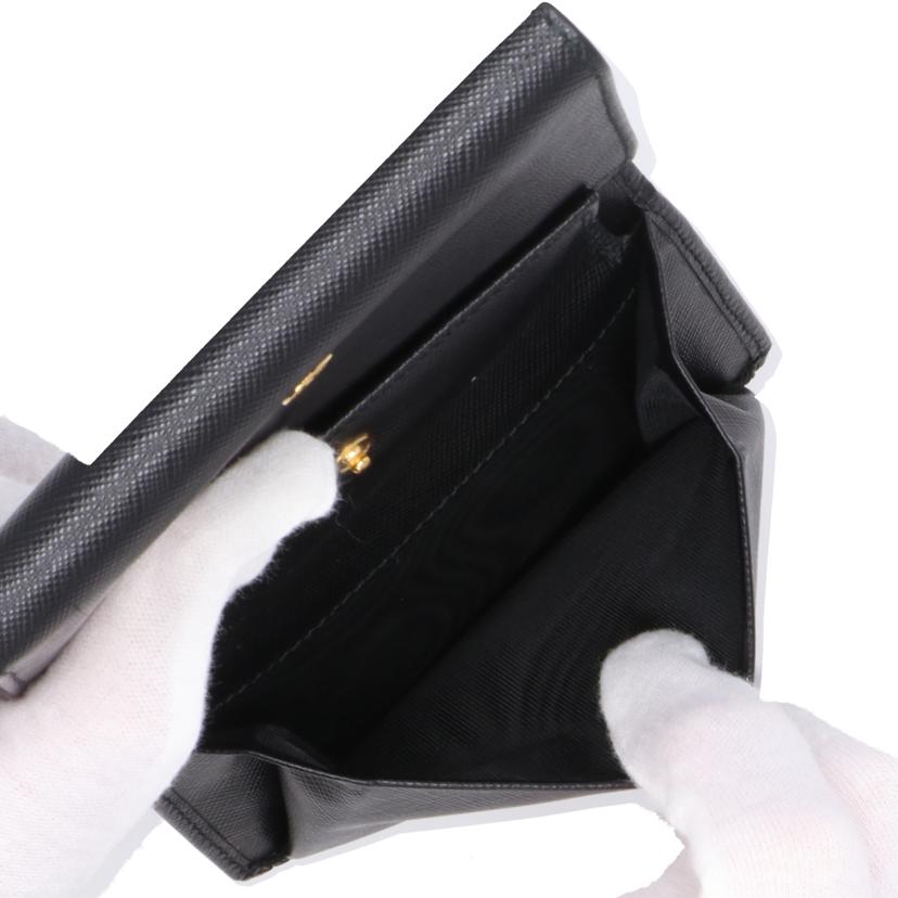 PRADA プラダ/サフィアーノレザー／トライアングルロゴ折財布/1M0176//Aランク/91