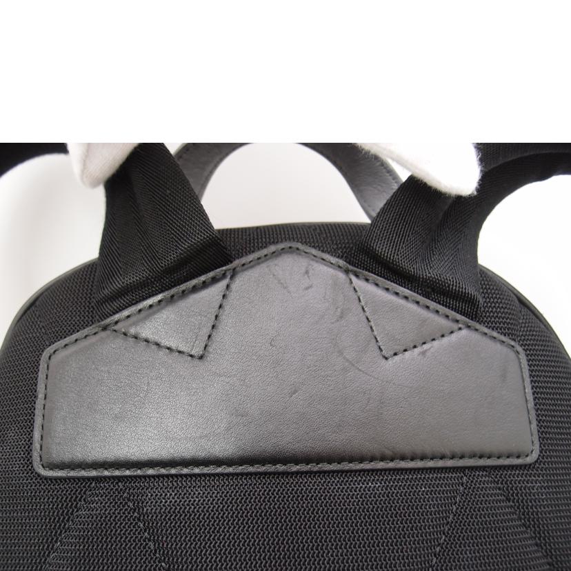 BURBERRY バーバリー/チャコールチェックバッグパック／ブラック/8005530//ABランク/69