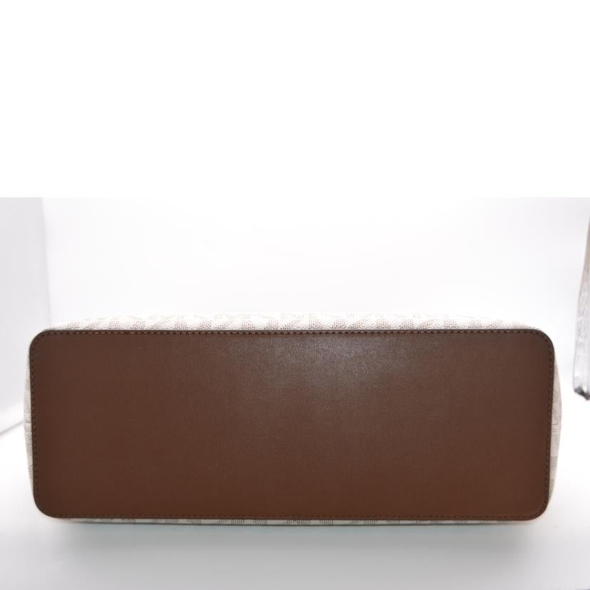 MICHAEL　KORS マイケルコース/ジェットセットMDキャリーレザートート／バニラ/38R4GJ6T8B//Sランク/89