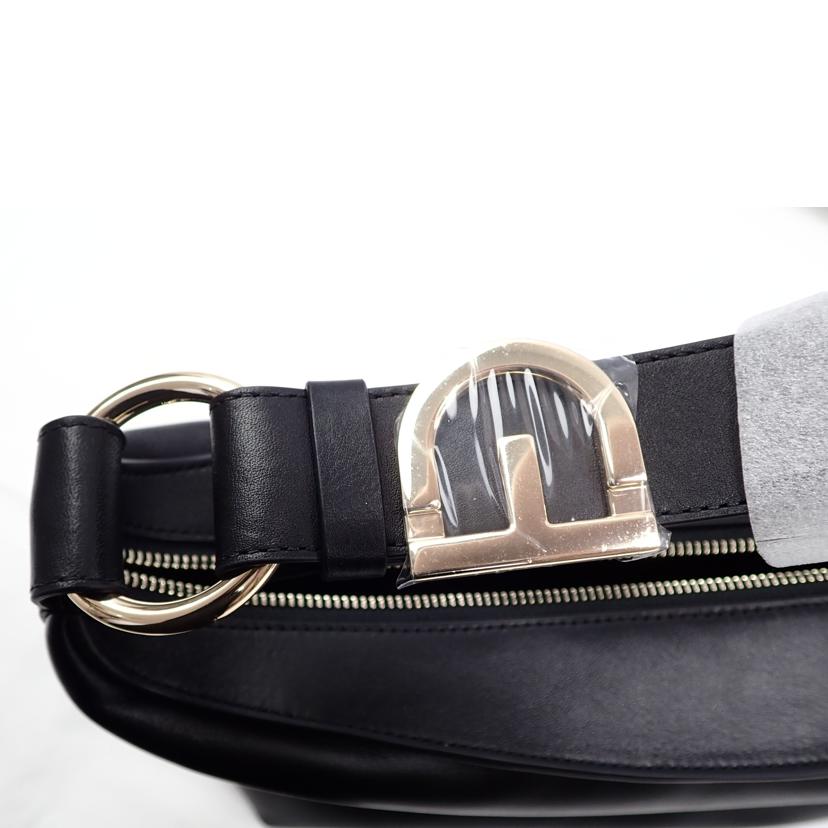 COLE　HAAN コールハーン/カミラ　ホーボーバッグ/U07111//Aランク/62