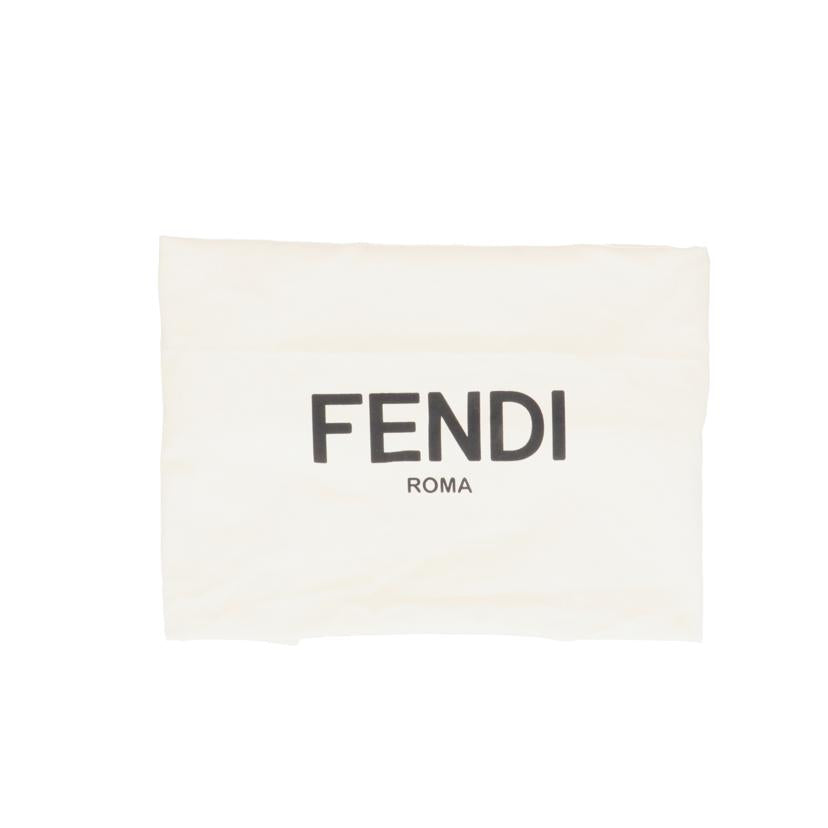 FENDI　/ピーカブーラージ2wayショルダー/8BN210//5AV*********/Aランク/24