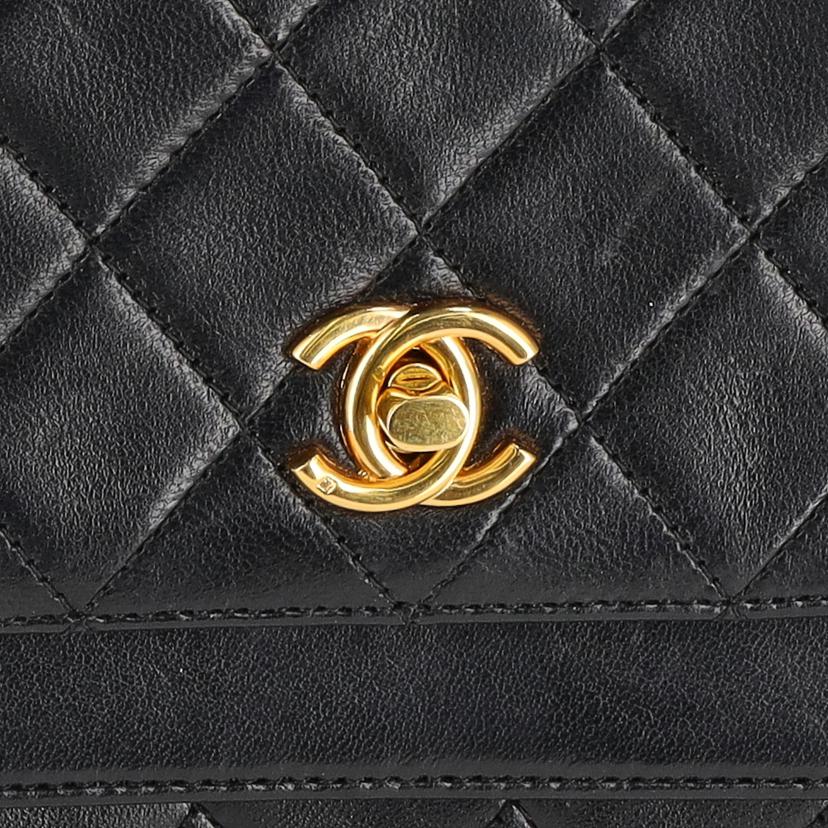 CHANEL シャネル/マトラッセ／ハーフムーンヴィンテージチェーンショルダー//038****/ABランク/91