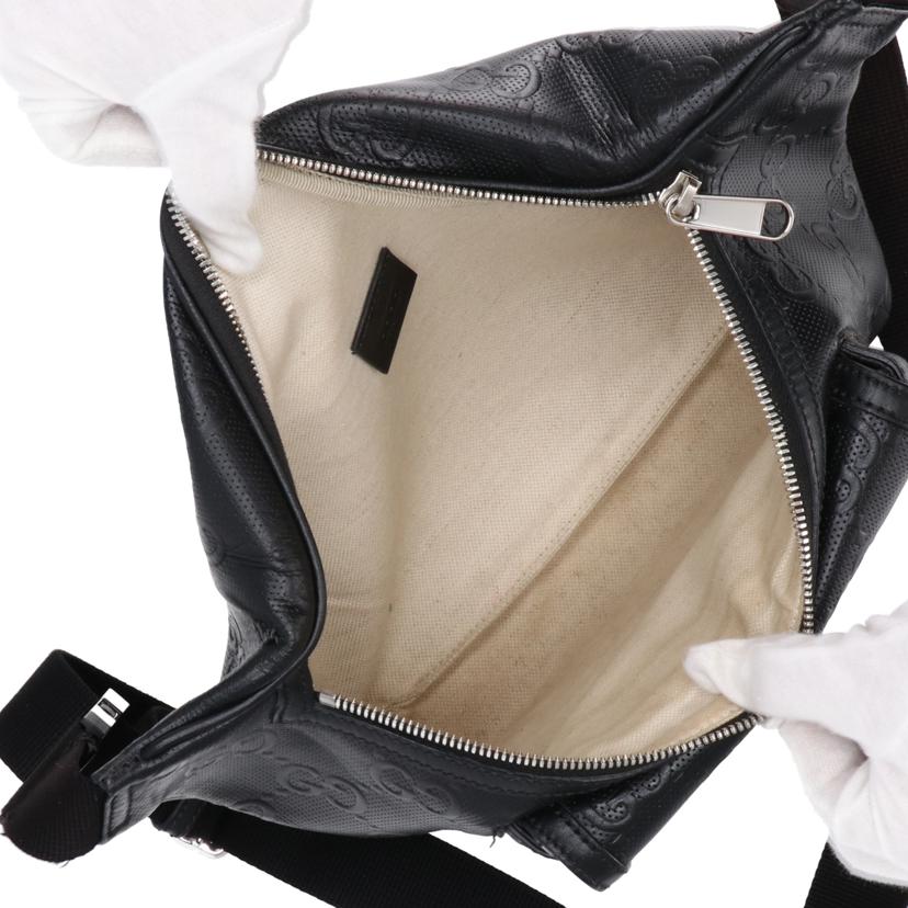GUCCI/GGエンボスレザーベルトバッグ/6450931W3CN//525***/Bランク/24