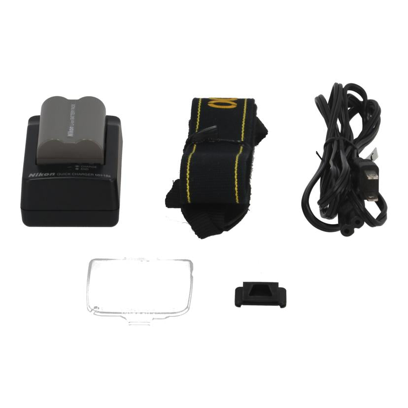 Nikon ニコン　/デジタル一眼　ボディ/D200 ﾎﾞﾃﾞｨ//2115235/Bランク/22