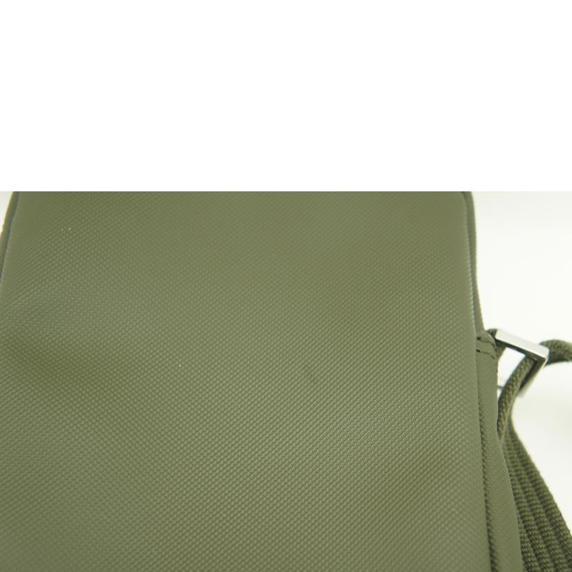 LACOSTE ラコステ/メンズ　クラシック　バーティカル　カメラバッグ//ABランク/85
